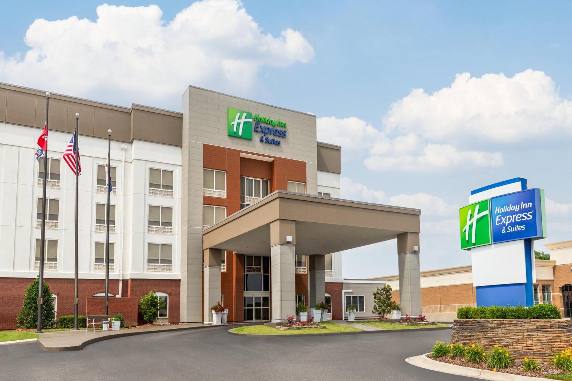 Holiday Inn Express & Suites - Tuscaloosa-University, An Ihg Hotel Exterior photo